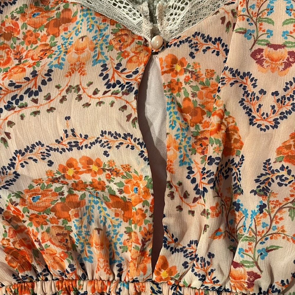 Charlotte Russe romper - Picture 3 of 4